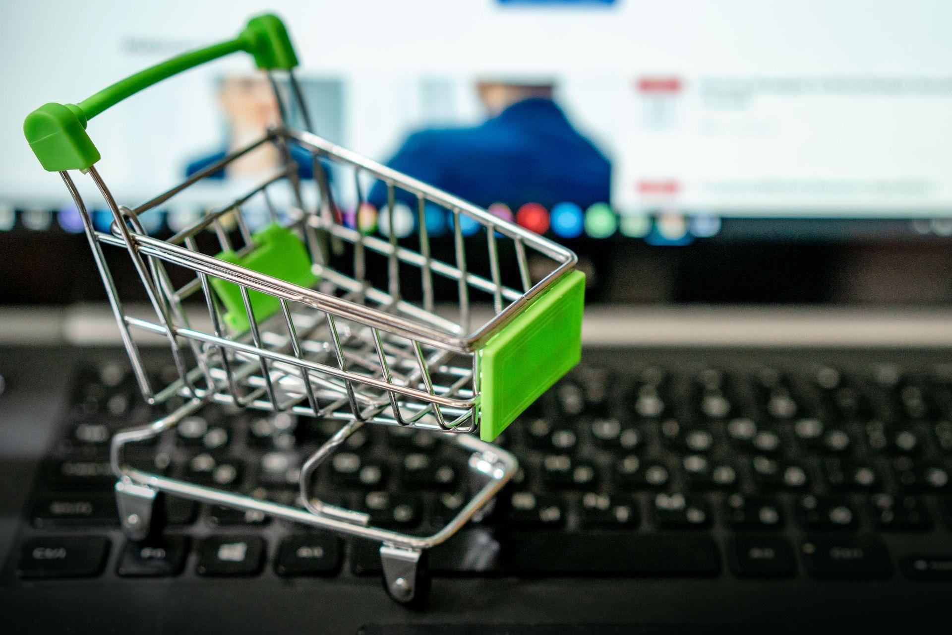 WooCommerce, Shopify, Wix ja Squarespace: Mikä kannattaa valita?